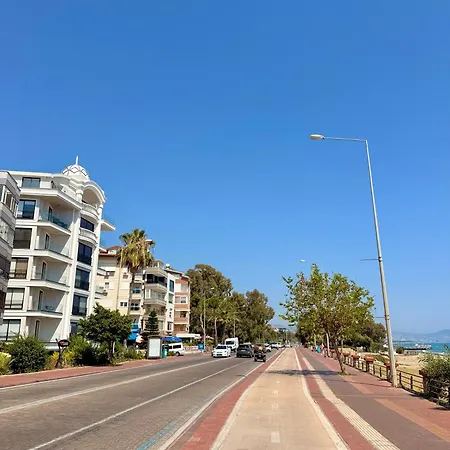 Lägenhet Sa Apartments! Sea View Beachfront